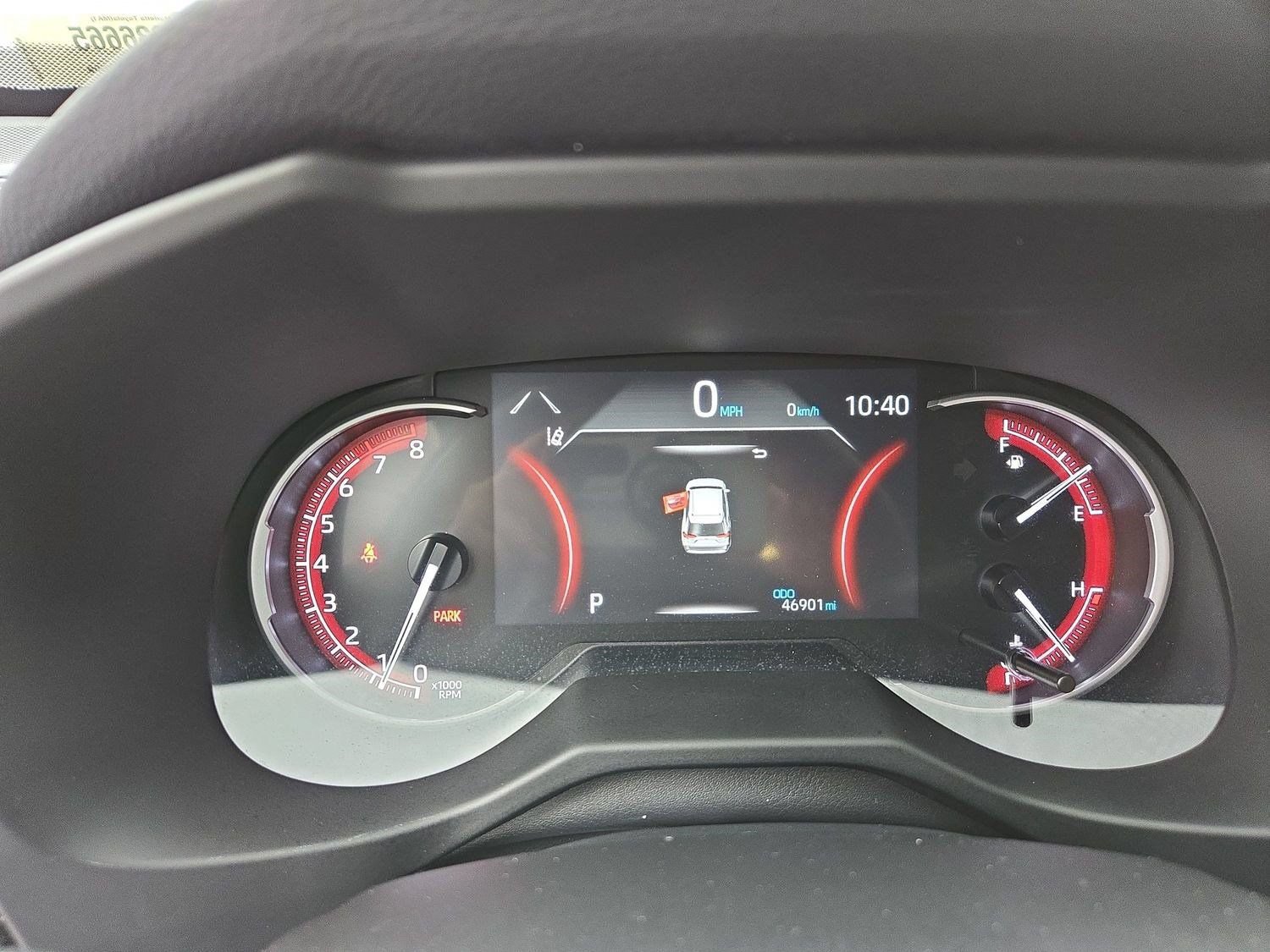 Certified 2025 Toyota RAV4 LE FWD image 14