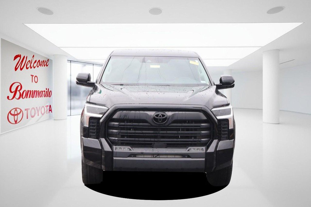 Used 2024 Toyota Tundra SR5 w/ SR5 Convenience Package AWD/4WD image 4