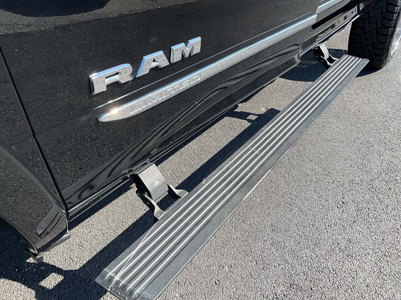 Used 2021 RAM 2500 Limited image 22