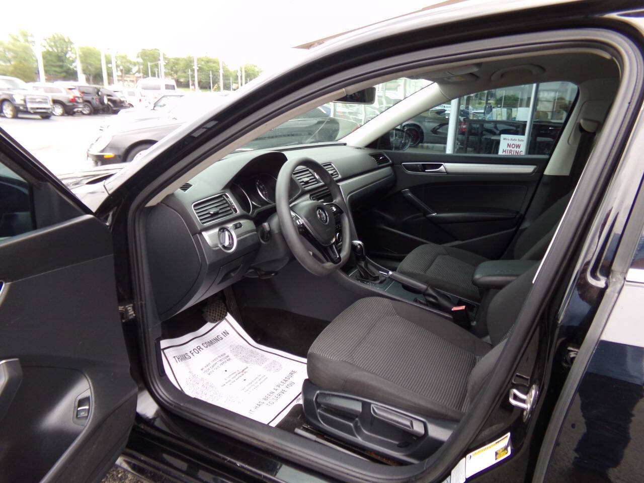 Used 2016 Volkswagen Passat 1.8T S FWD image 29