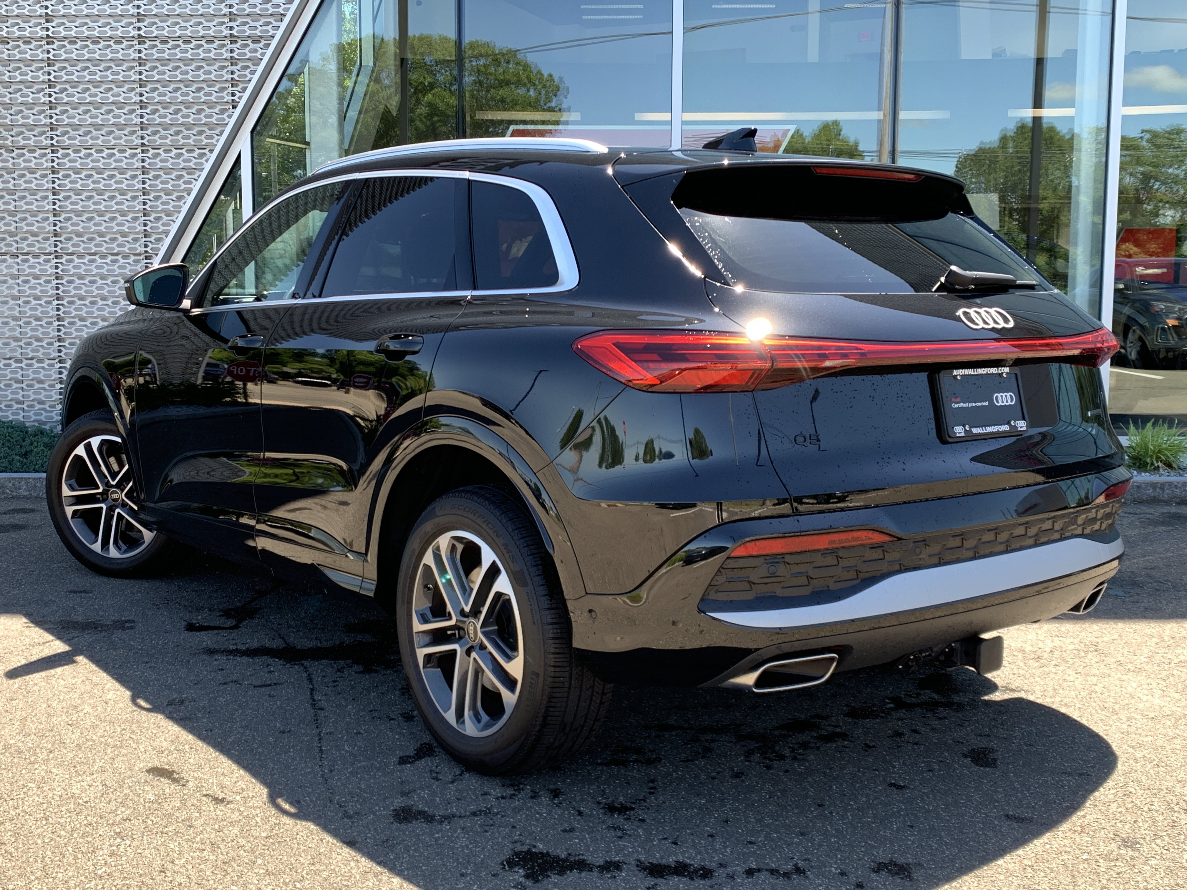 Certified 2025 Audi Q5 Premium w/ Premium Plus AWD/4WD image 3