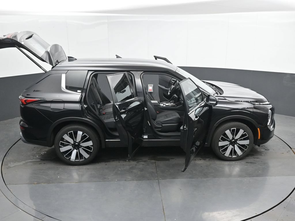 Used 2025 Mitsubishi Outlander SE AWD/4WD image 51