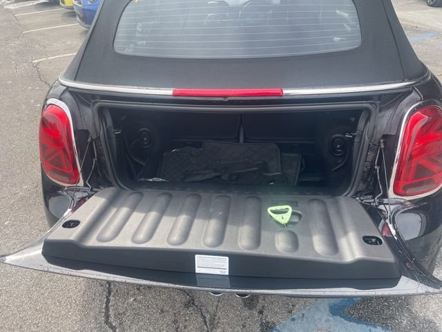 Certified 2023 MINI Cooper S image 9