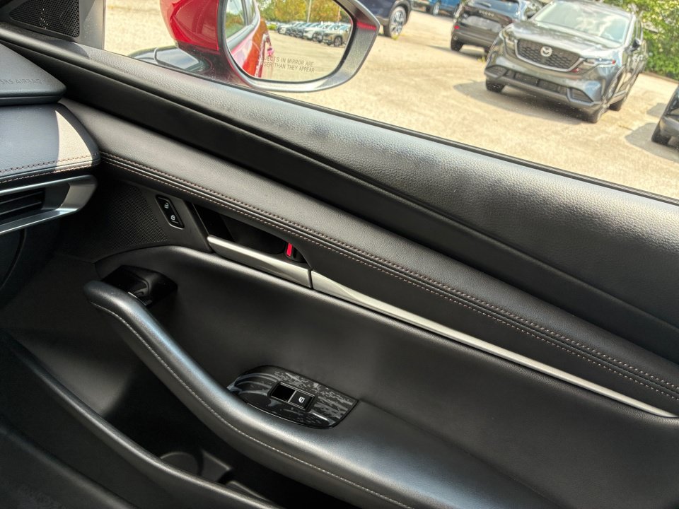 Certified 2026 MAZDA MAZDA3 2.5 S Sedan w/ Preferred Pkg FWD image 31