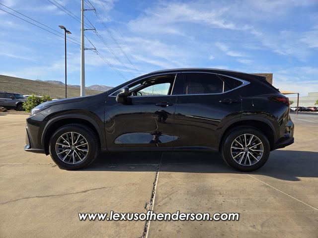 Used 2024 Lexus NX 250 FWD image 3