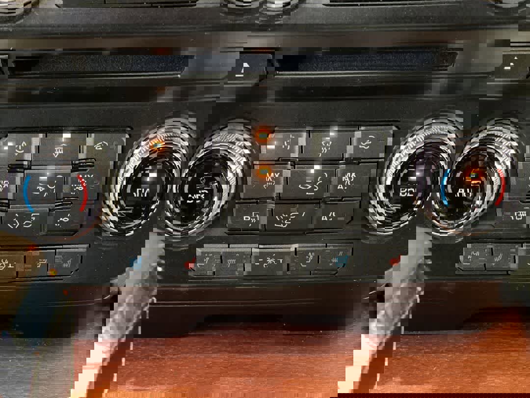 Used 2016 Ford F150 King Ranch w/ Equipment Group 601A Luxury image 22