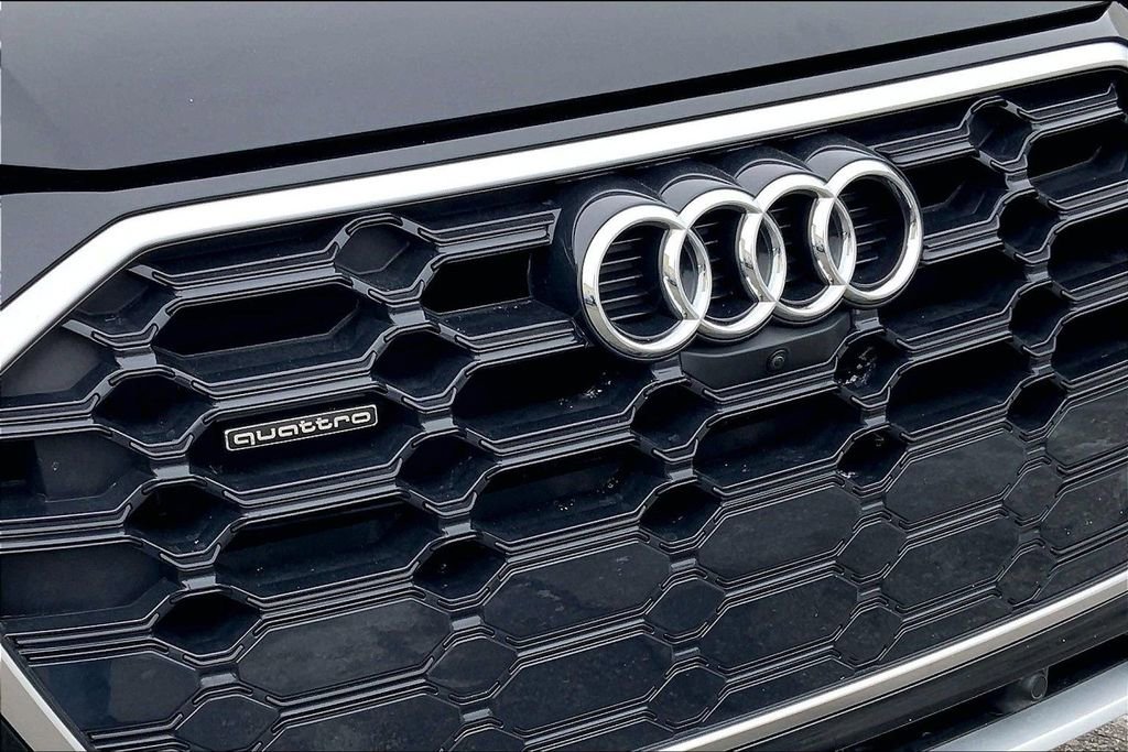 Used 2024 Audi Q5 2.0T Premium Plus w/ Premium Plus Package image 31