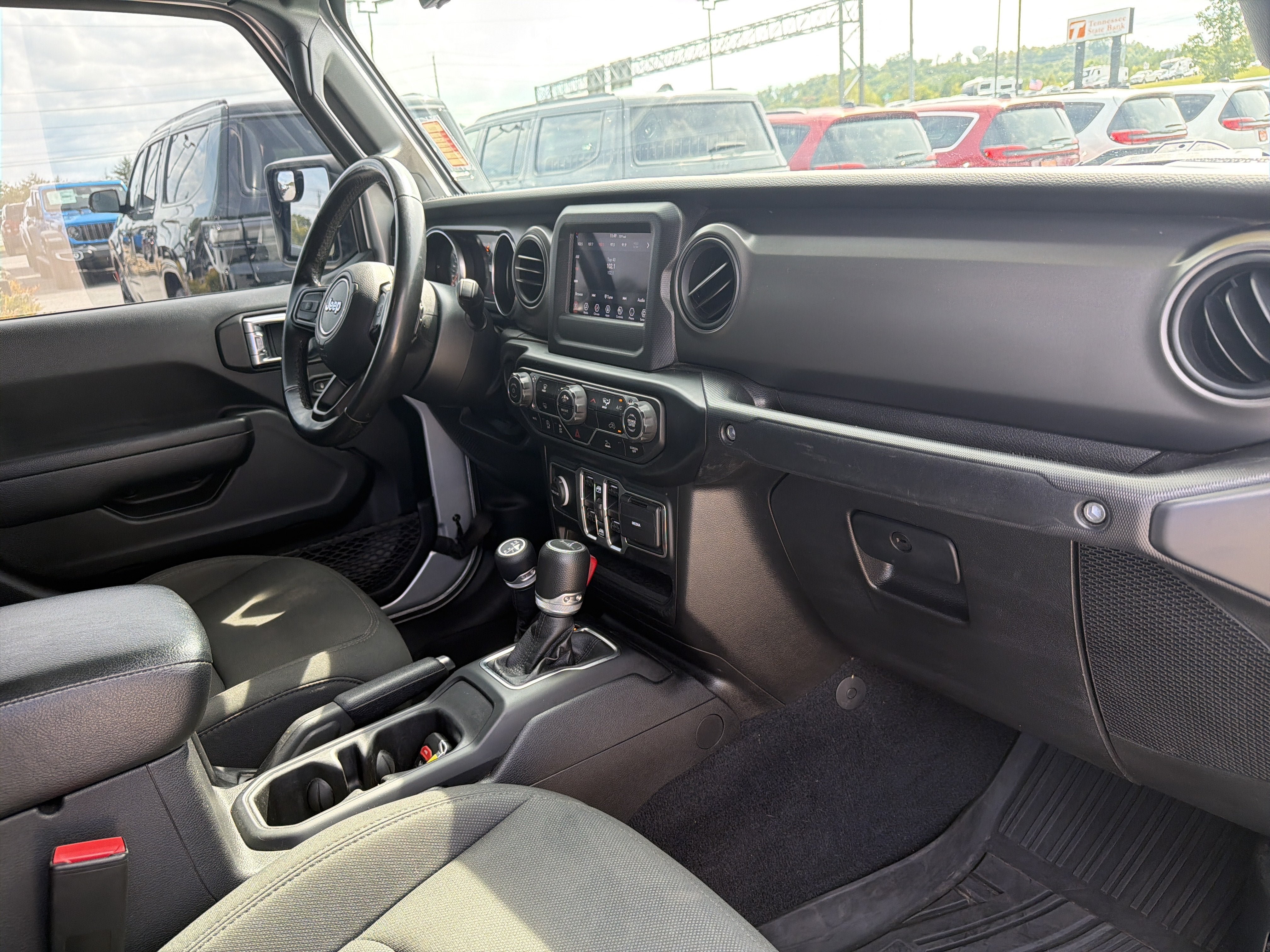 Used 2022 Jeep Gladiator Sport AWD/4WD image 30