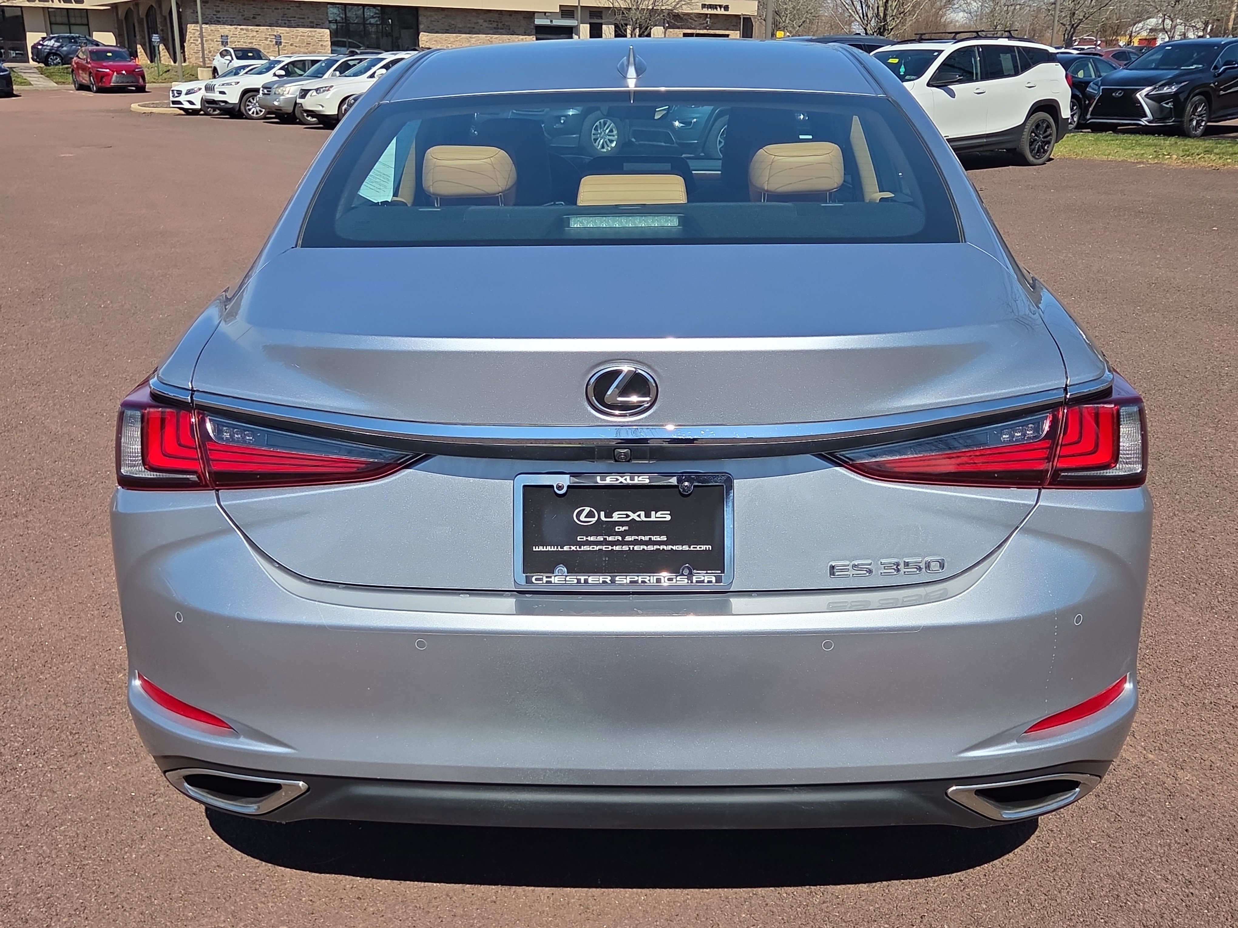 Used 2024 Lexus ES 350 w/ Premium Package image 4