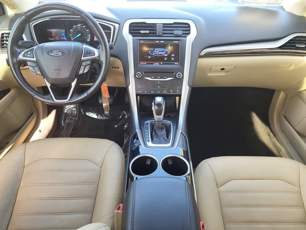 Used 2013 Ford Fusion SE FWD image 17