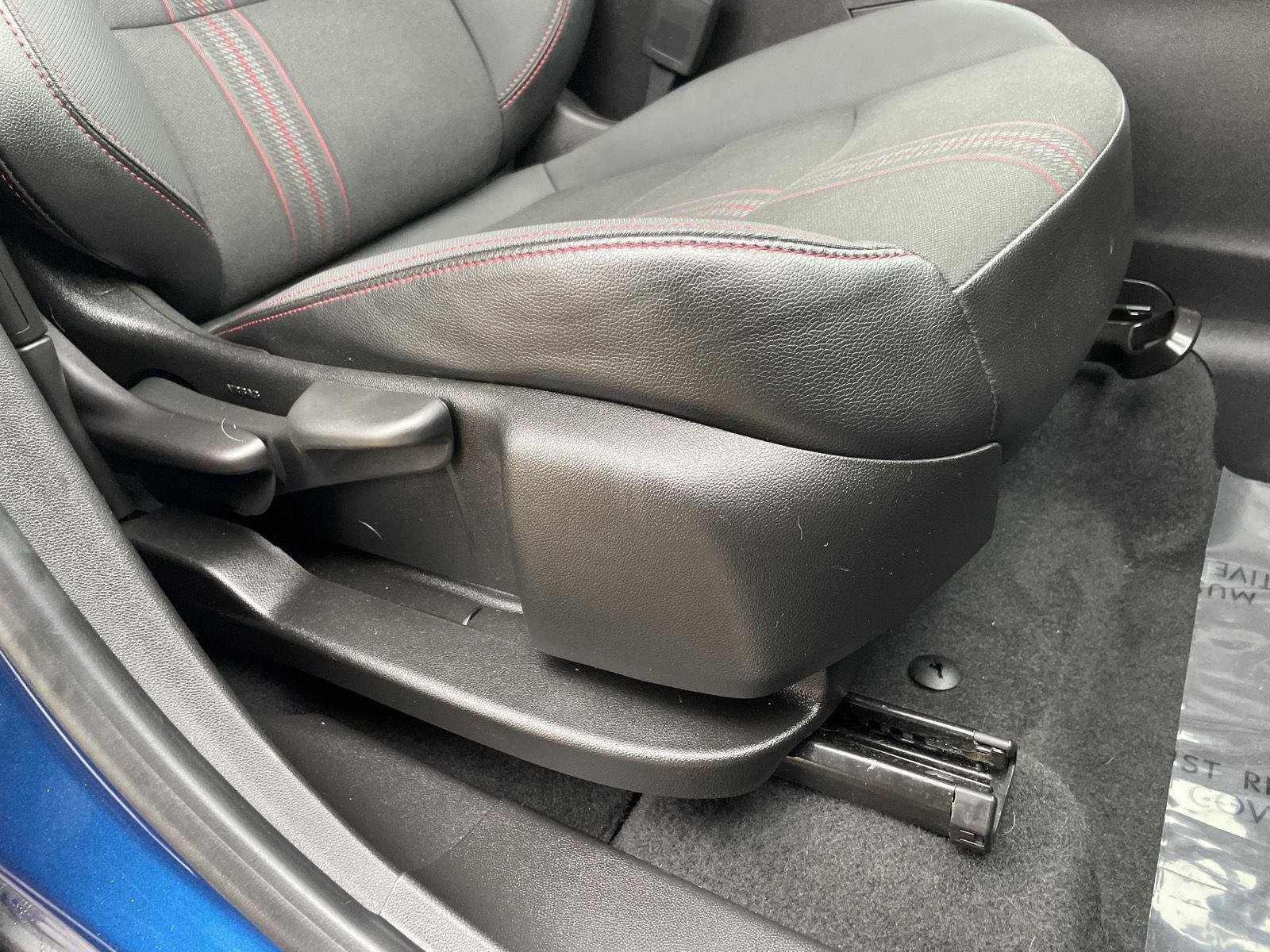 Used 2023 Chevrolet Equinox RS image 10