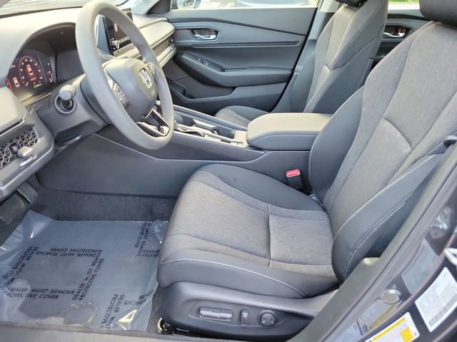 Used 2025 Honda Accord SE image 17