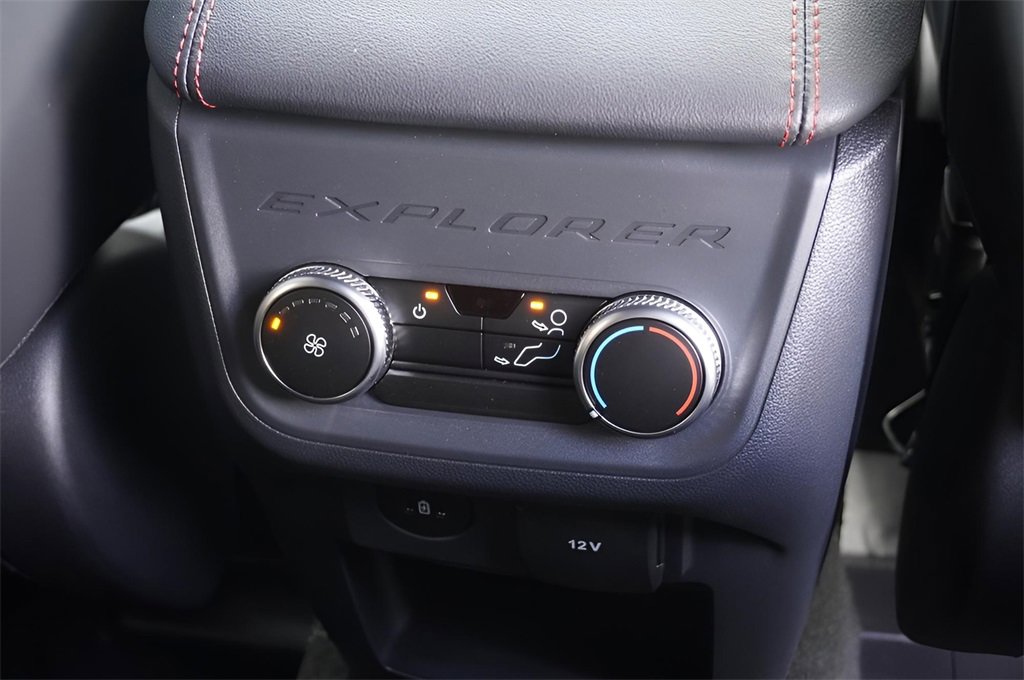 New 2025 Ford Explorer ST-Line image 12