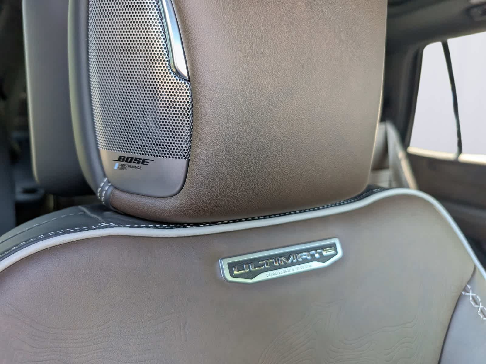Certified 2026 GMC Yukon Denali Ultimate AWD/4WD image 12