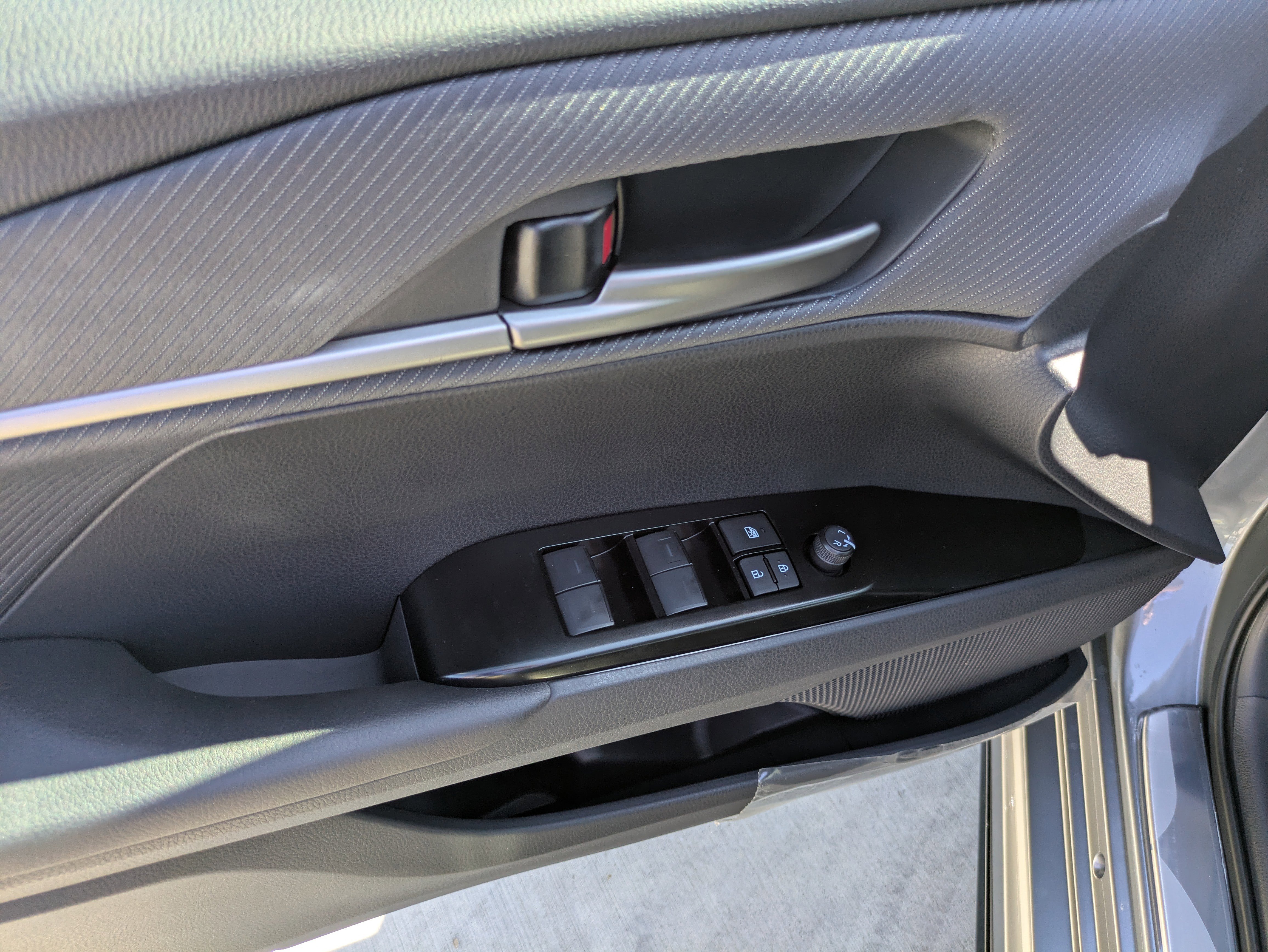 New 2026 Toyota Camry SE image 13