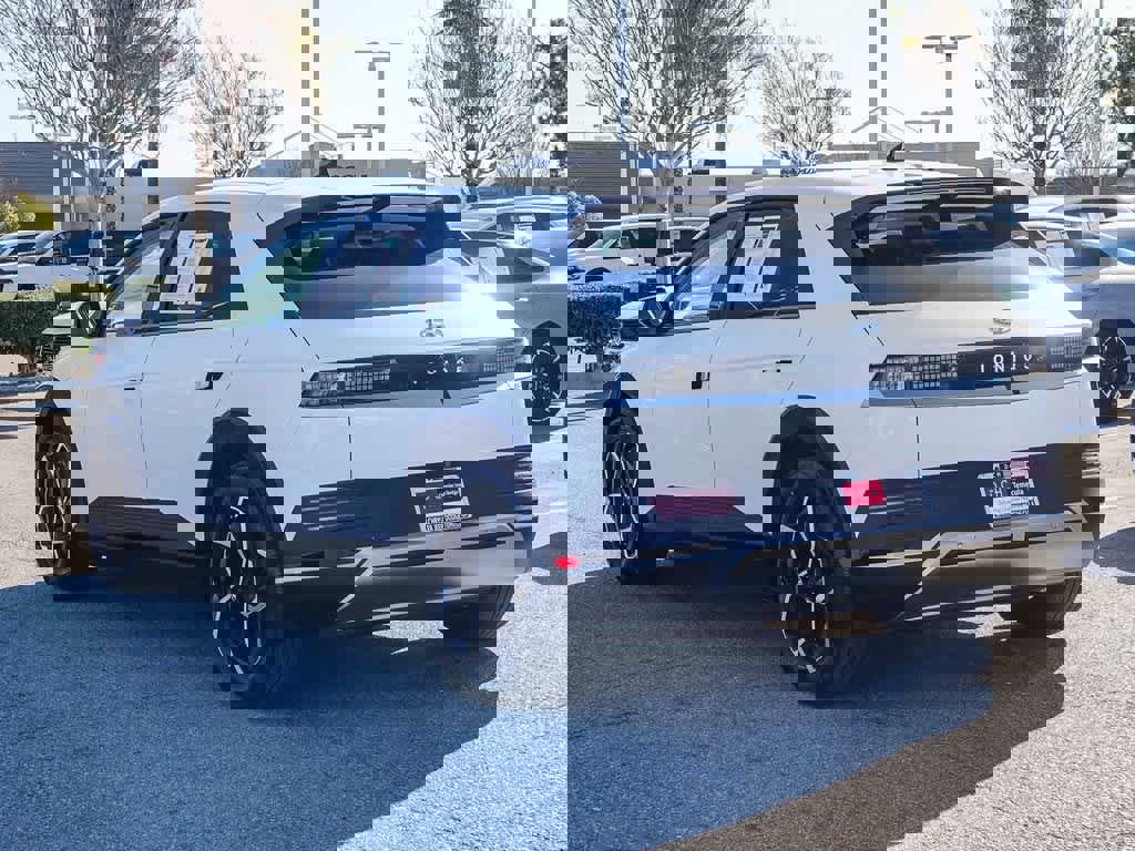 Used 2024 Hyundai Ioniq 5 SE image 6