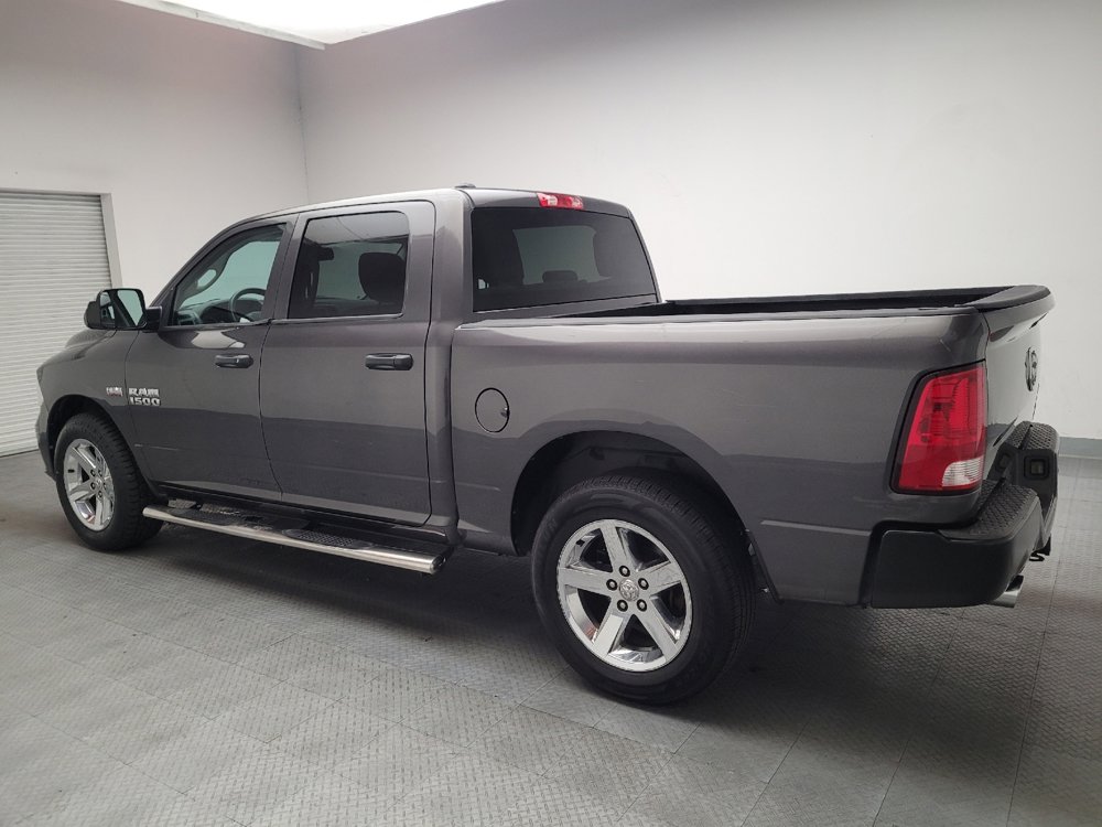 Used 2015 RAM 1500 Express RWD image 3