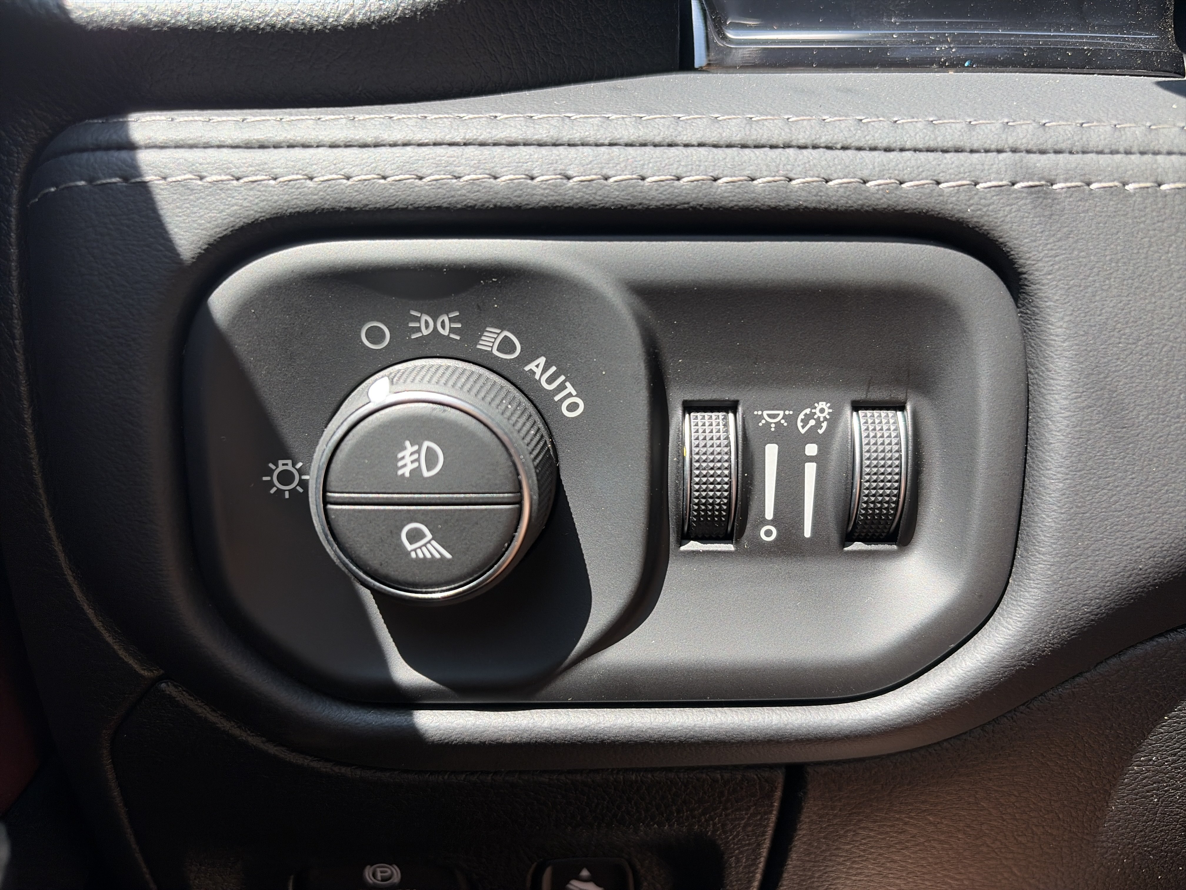 New 2026 RAM 1500 Limited AWD/4WD image 13