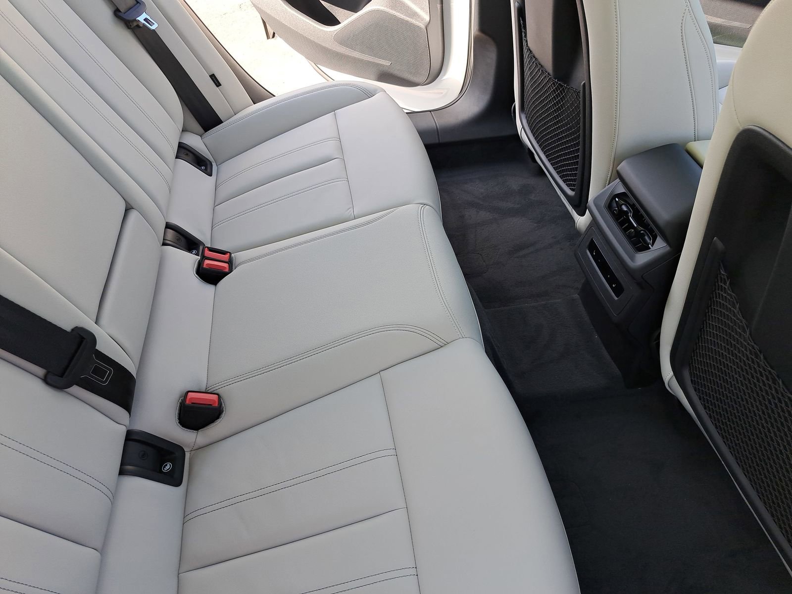 New 2025 Audi A6 e-tron Premium image 11