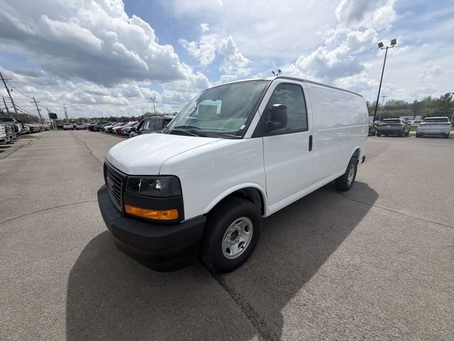 New 2026 GMC Savana 2500 image 4