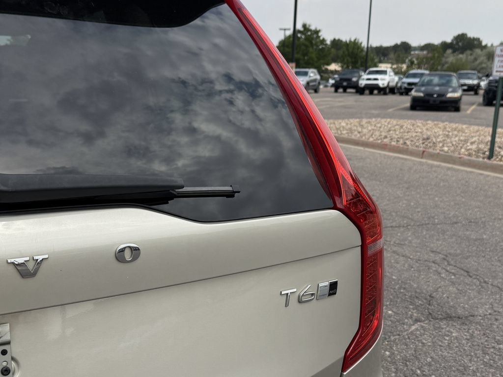 Used 2016 Volvo XC90 T6 Inscription w/ Vision Package AWD/4WD image 8