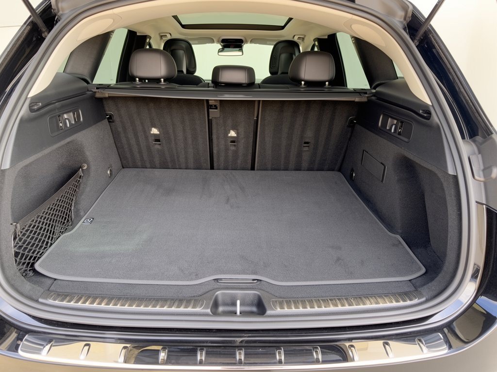 Used 2023 Mercedes-Benz GLC 300 4MATIC image 28