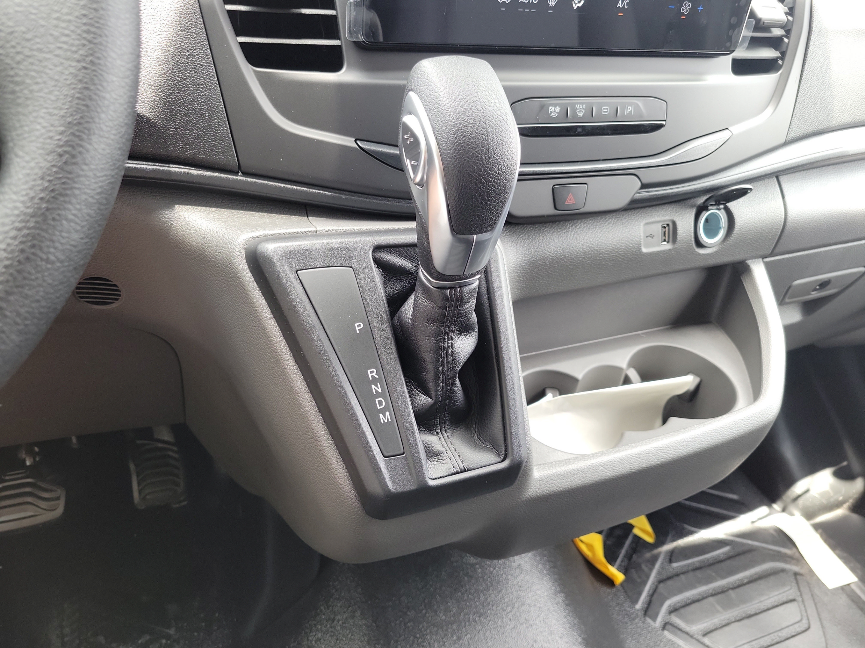 New 2026 Ford Transit 150 Low Roof RWD image 29