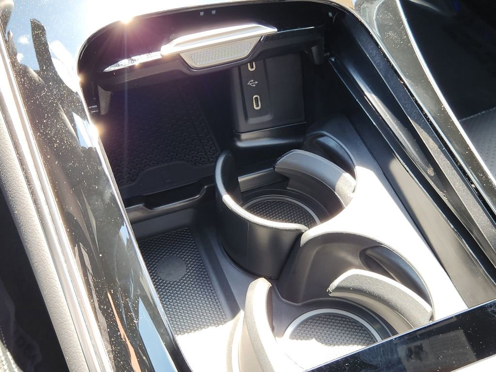 Used 2020 Mercedes-Benz GLC 300 4MATIC image 28