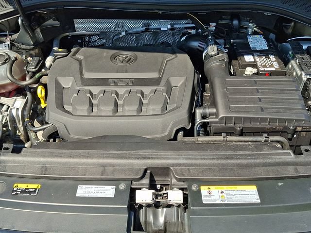 Certified 2024 Volkswagen Tiguan SE R-Line AWD/4WD image 28