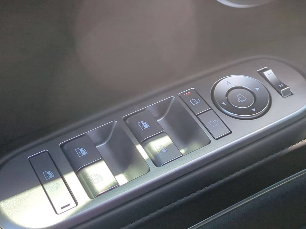 Certified 2026 Hyundai Palisade Calligraphy AWD/4WD image 11
