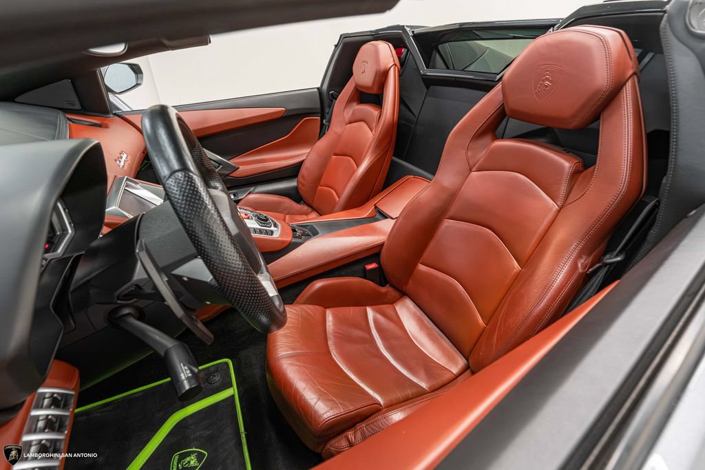 Used 2015 Lamborghini Aventador LP 700-4 AWD/4WD image 25