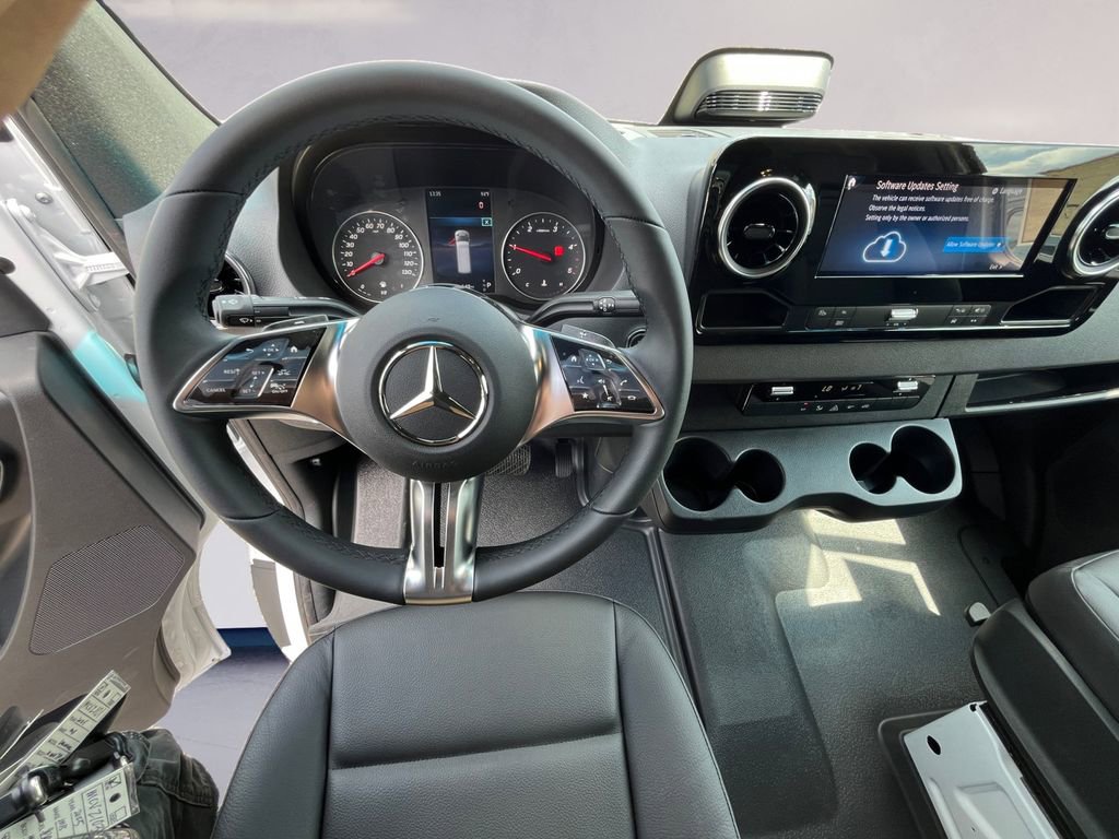 New 2025 Mercedes-Benz Sprinter 2500 image 9