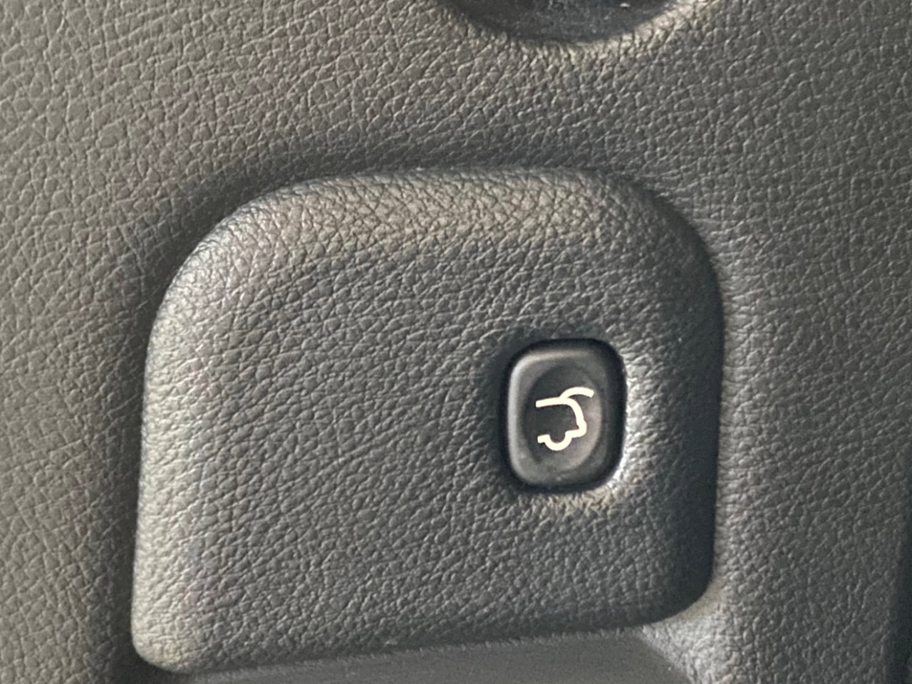 Used 2021 Dodge Durango GT image 6