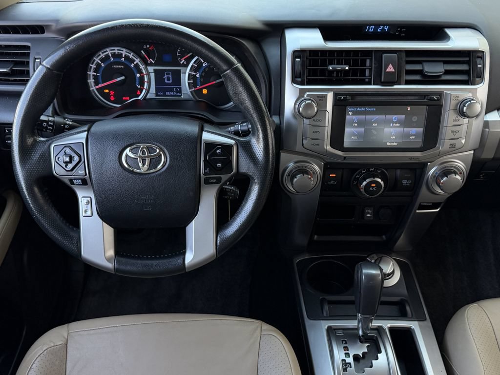 Used 2015 Toyota 4Runner SR5 AWD/4WD image 12