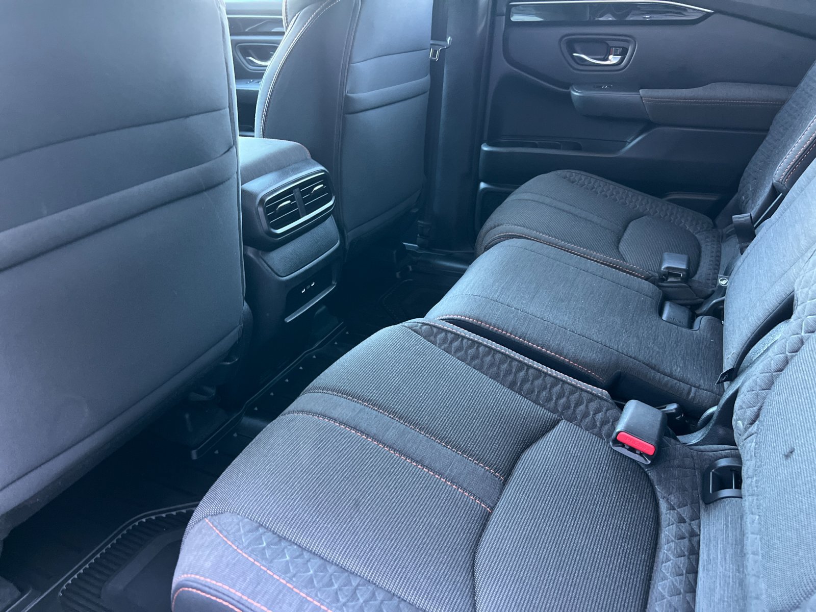 Certified 2025 Honda Pilot Sport image 12