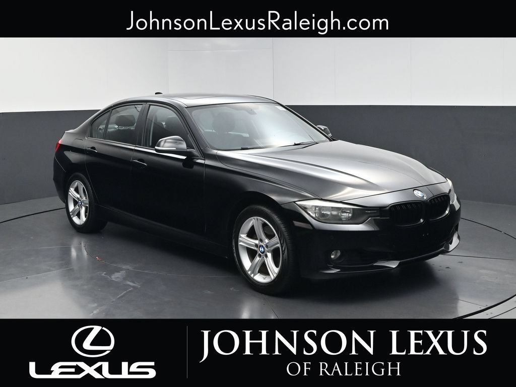 Used 2014 BMW 328i xDrive Sedan AWD/4WD image 3