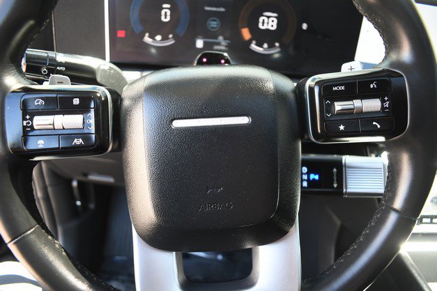 Used 2025 Hyundai Santa Fe XRT image 32