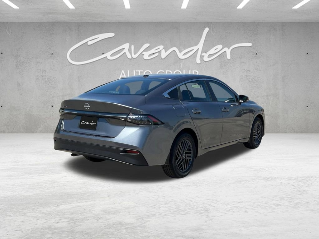 New 2026 Nissan Sentra SV w/ SV Convenience Package FWD image 17