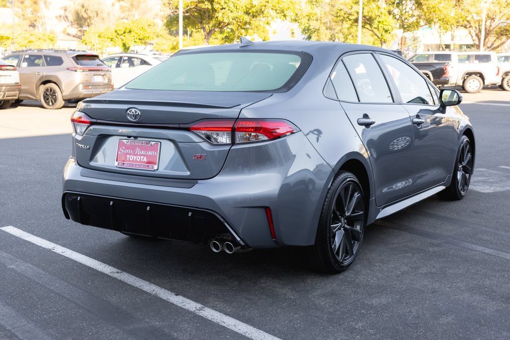 Used 2026 Toyota Corolla SE w/ SE Package FWD image 5