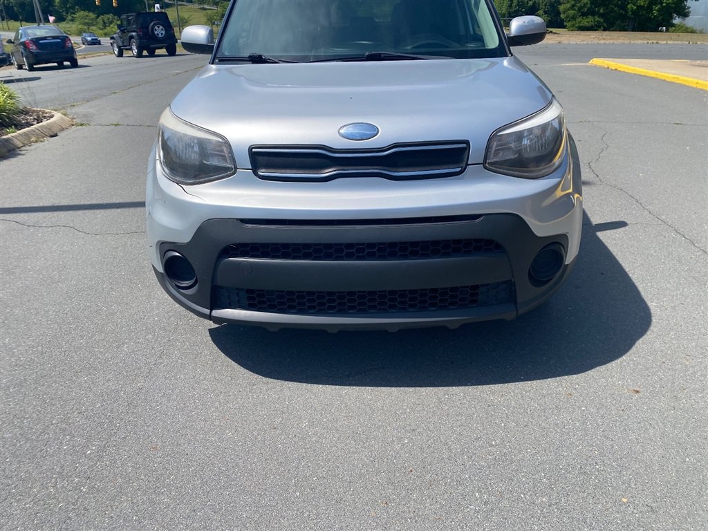 Used 2019 Kia Soul FWD image 6