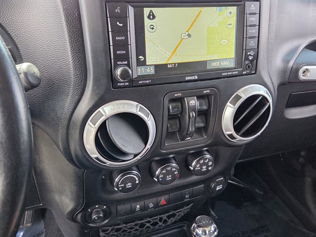 Used 2013 Jeep Wrangler Unlimited Sahara w/ Connectivity Group image 15