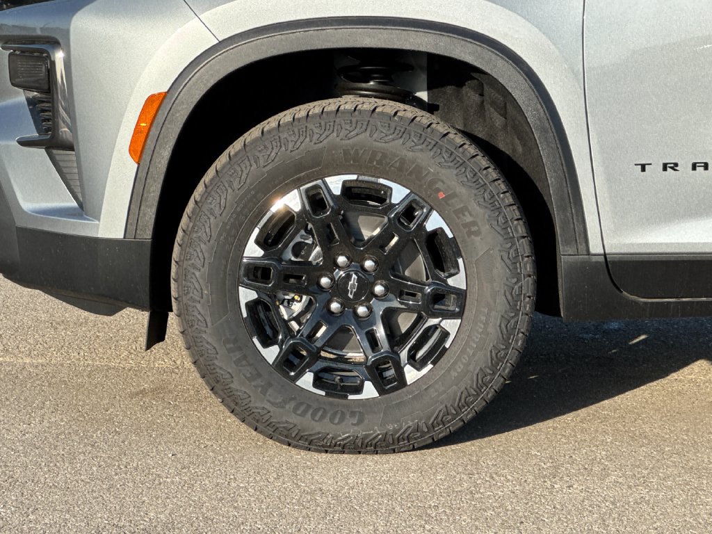 New 2027 Chevrolet Traverse Z71 w/ Driver Confidence Package AWD/4WD image 25
