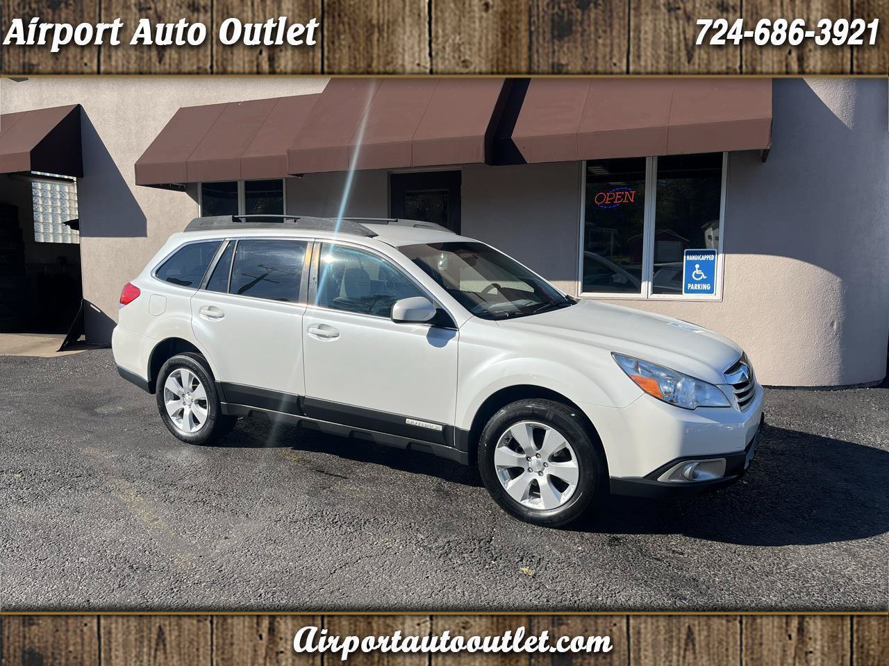 Used 2012 Subaru Outback 2.5i Premium w/ All-Weather Pkg AWD/4WD image 1