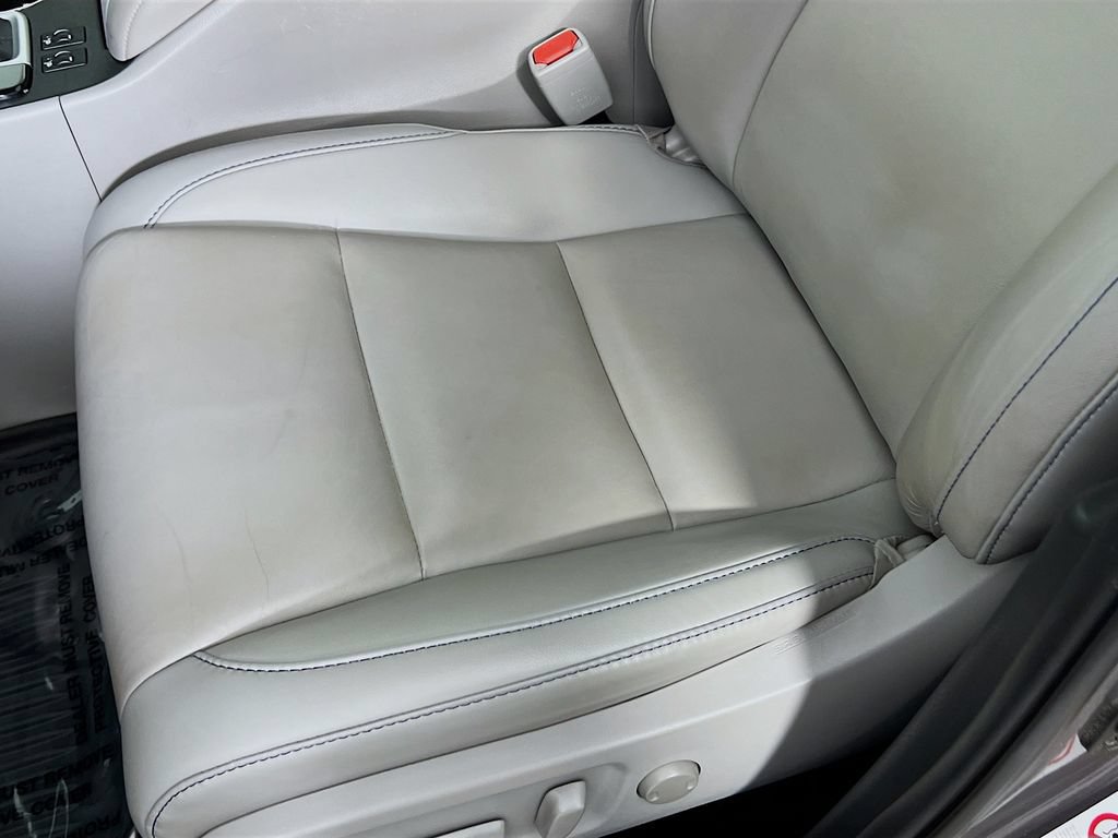 Used 2019 Toyota Highlander XLE w/ Protection Package #3 AWD/4WD image 19