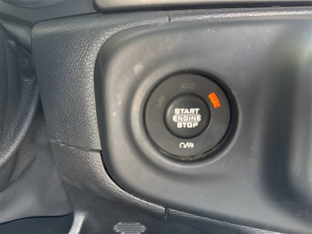 Used 2018 Jeep Wrangler Unlimited Sport image 25