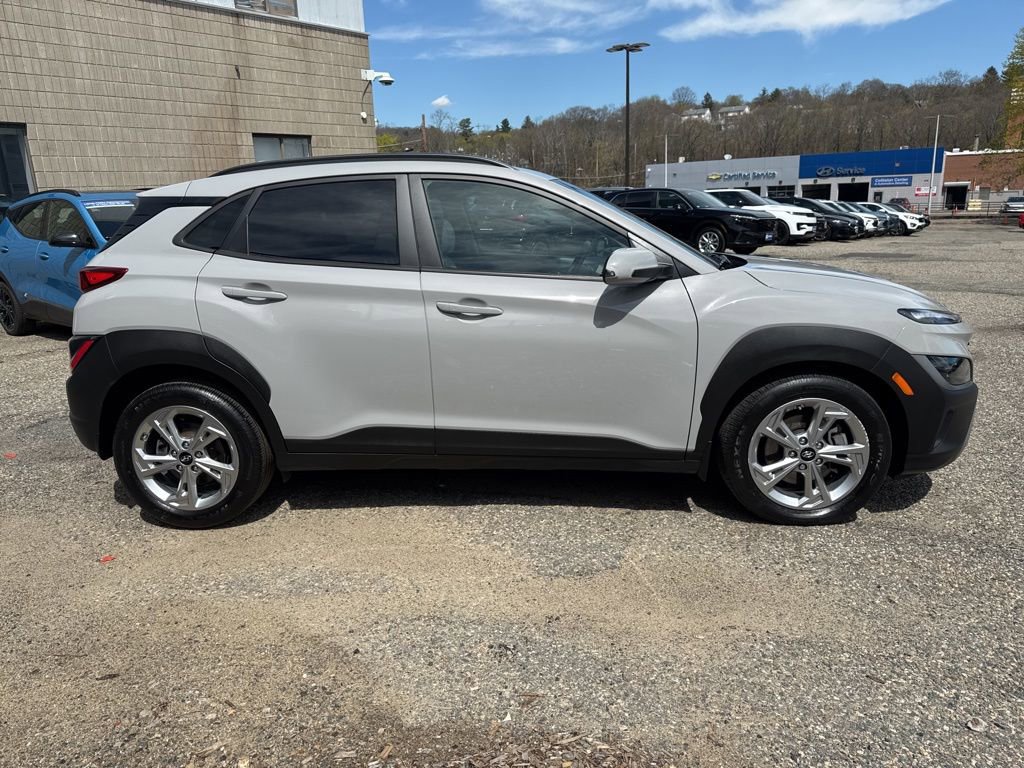 Used 2023 Hyundai Kona SEL w/ Convenience Package image 7
