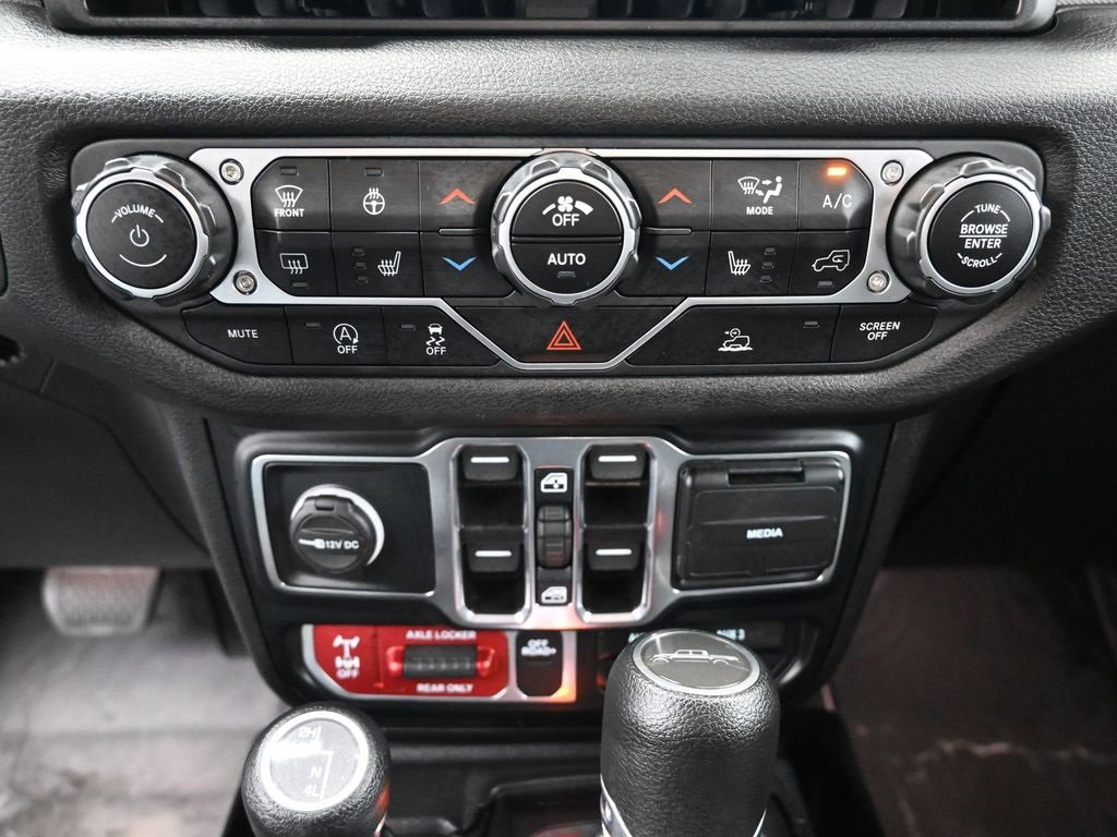 Used 2024 Jeep Gladiator Willys image 28