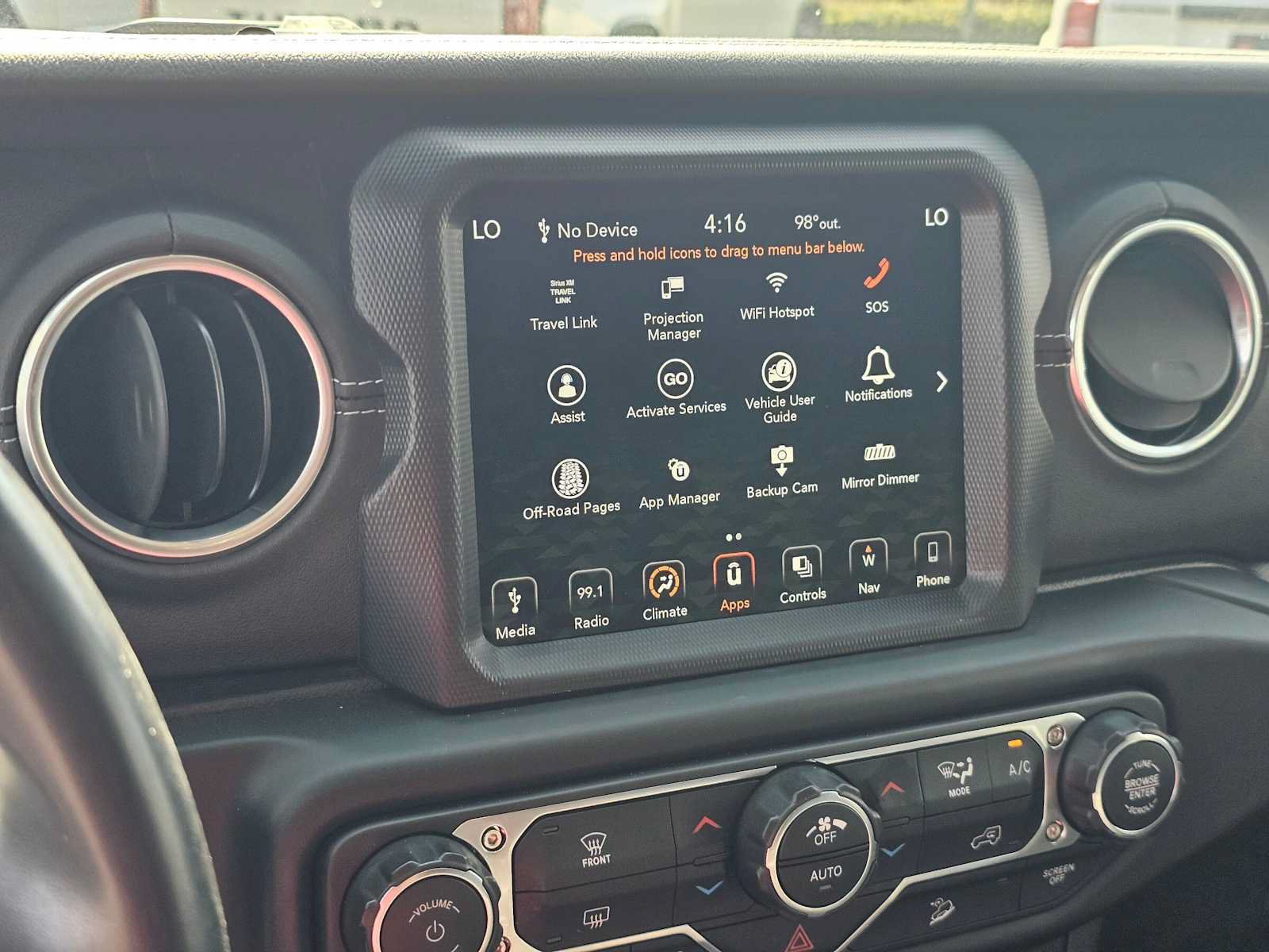 Used 2019 Jeep Wrangler Unlimited Sahara AWD/4WD image 25