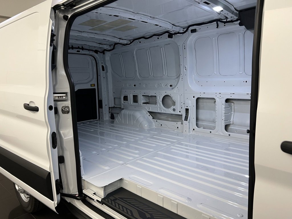 New 2025 Ford Transit 250 Low Roof AWD image 29