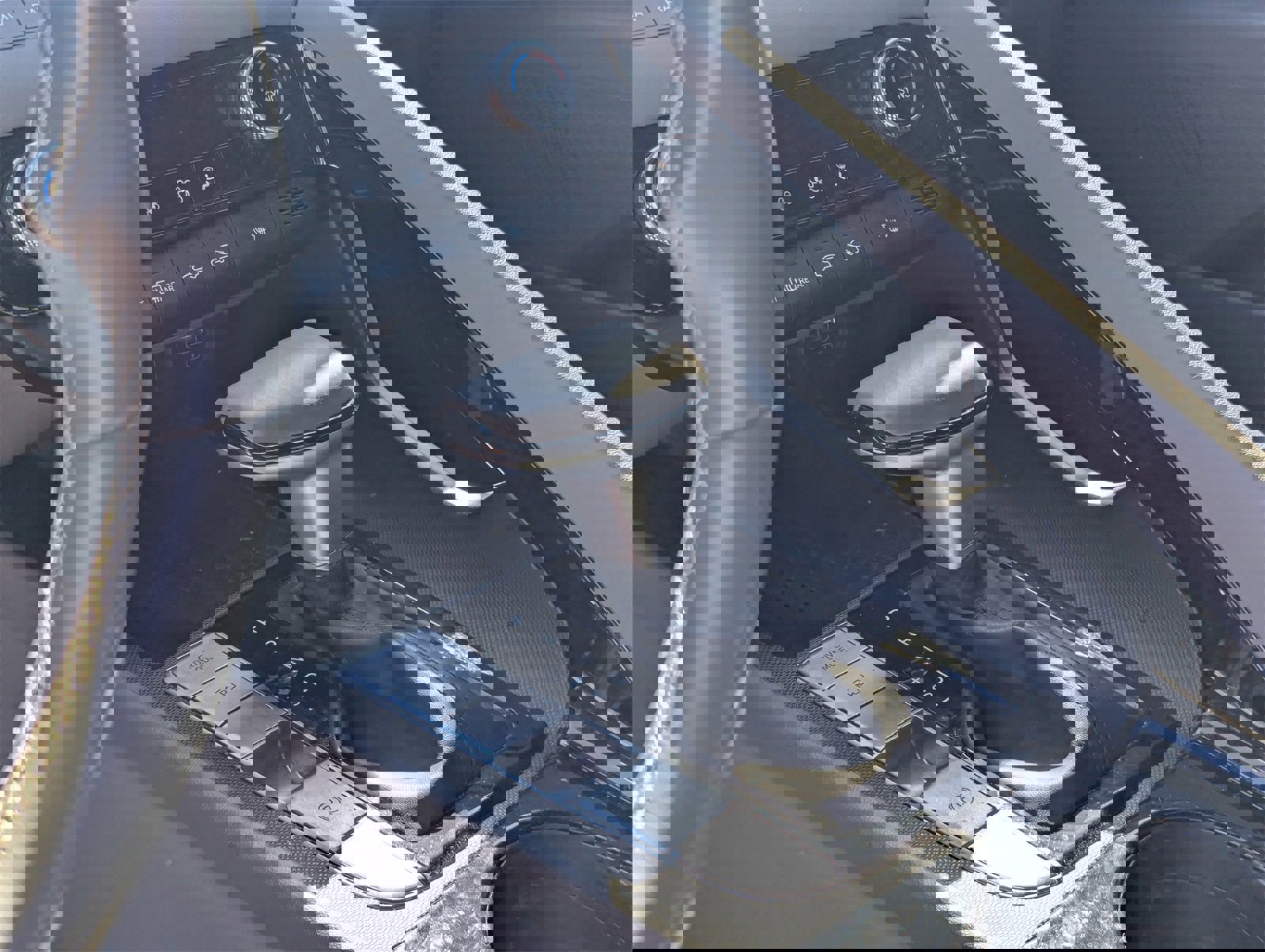 Used 2023 Hyundai Elantra SEL w/ Convenience Package image 7